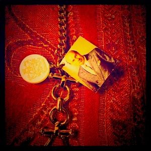 VTG PAOLO GUCCI NECKLACE TAG ATTACH